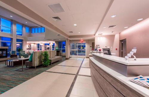 Nashua Hotel | Pet-Friendly Residence Inn by Marriott Nashua with Pool Access