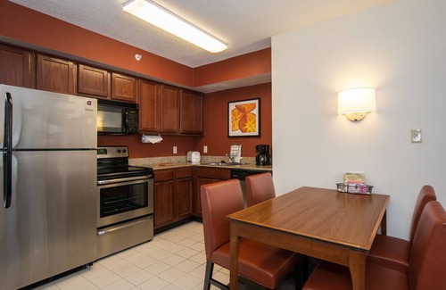 Piper Glen Estates Hotel | Discover Residence Inn by Marriott Charlotte Piper Glen