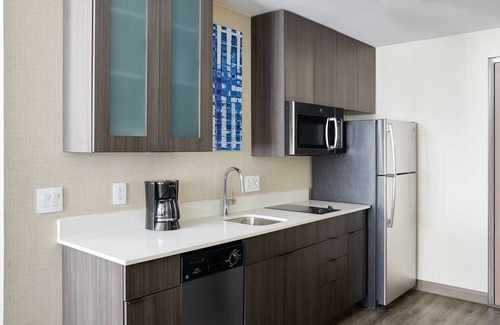 Downtown Dallas Hotel | Highly Rated Residence Inn by Marriott Dallas Downtown