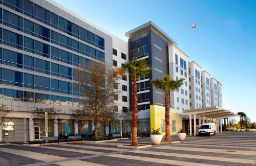 Lake Nona Medical City Hotel | Pet-Friendly Residence Inn by Marriott Orlando Lake Nona