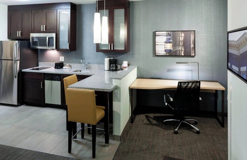 Downtown Richmond Hotel | Popular Residence Inn by Marriott Richmond Downtown Awaits