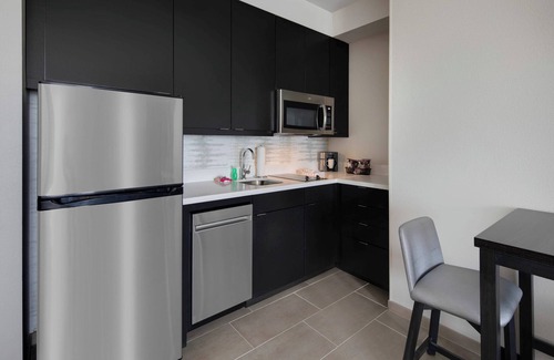 Waco Hotel | Top-Rated Residence Inn by Marriott Waco South with Pool & Spa