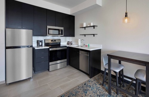 Waco Hotel | Top-Rated Residence Inn by Marriott Waco South with Pool & Spa
