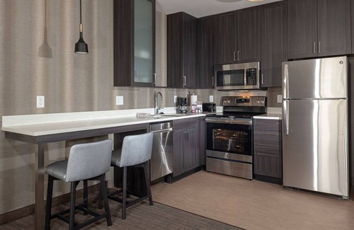 Town and Country Hotel | Eco-Friendly Residence Inn by Marriott St. Louis West County