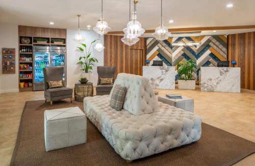 Charleston Hotel | Relaxing Retreat at Residence Inn Charleston Riverview