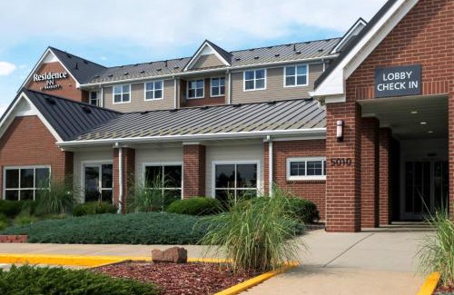 Westminster Hotel | Pet-Friendly Residence Inn Denver North with Pool Access