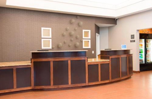 Moline Hotel | Comfortable Stay at Residence Inn Moline Quad Cities