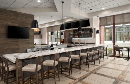 Downtown Portland Hotel | Pet-Friendly Residence Inn Portland Downtown with Breakfast