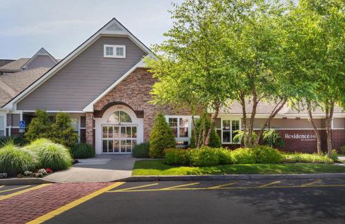 Poughkeepsie Hotel | Discover Residence Inn Poughkeepsie: Pet-Friendly Retreat