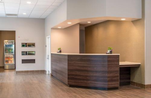 Downtown Hotel | Discover Residence Inn Seattle East/Redmond with Pool & Breakfast