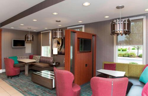Maumee Hotel | Discover Residence Inn Toledo Maumee: Pet-Friendly Retreat