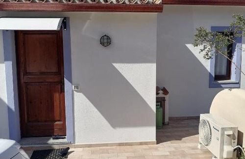 Sant'Antonio di Gallura House | Discover Residence Vigna 2: Relax by the Pool