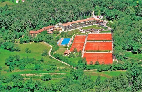 Campi Apartment | Tranquil Residence Campi with Pool & Ocean View Amenities