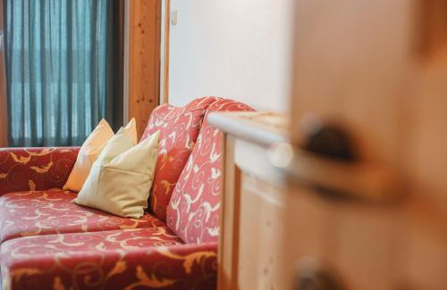 Santa Valburga Apartment | Oceanfront Residence Karnutsch: Rated 9.5, Pet Friendly Stay