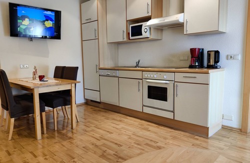 Naz Bed & Breakfast | Explore Residence Klementhof: Family-Friendly Getaway
