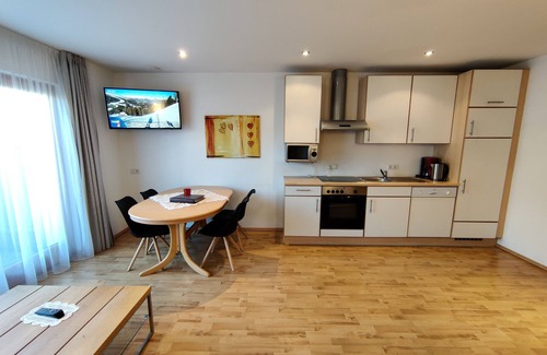 Naz Apartment | Explore Residence Klementhof: Pet-Friendly Getaway