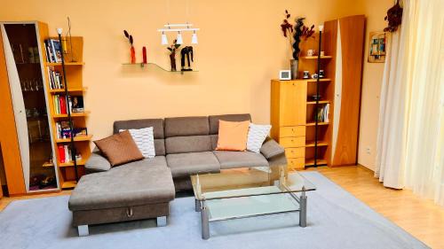 Marianske Lazne Apartment | Elegant Residence Kolonada: 2-Room Apartment by Colonnade