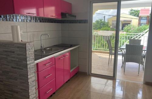 Grand-Bourg Hotel | Residence l oiseau des iles