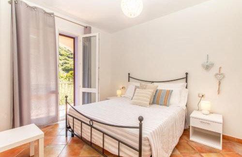 Lu Bagnu Apartment | Oceanfront Residence L'Olivastro: Rated 9/10 with Breakfast