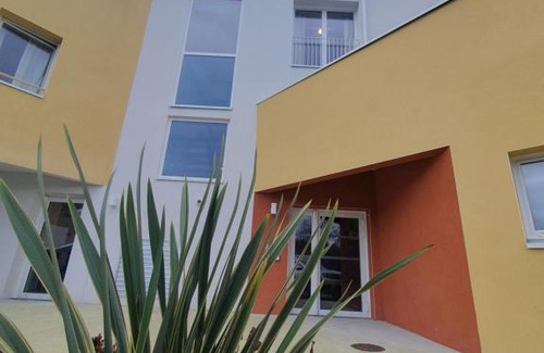 Gan Apartment | Discover Residence La Bearnaise: Pet & Child Friendly Getaway
