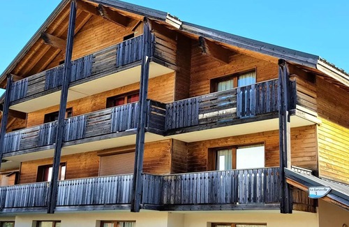 La Joue du Loup Ski Chalet | Family-Friendly Chalets at Residence La Crête Du Berger