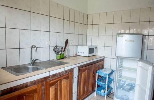 Douala Apartment | Residence "LA DETENTE": Family-Friendly Stay with Kitchen