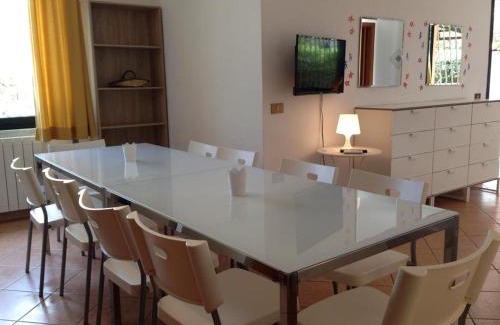 Falerna Apartment | Pet-Friendly Residence La Giungla with Private Beach Access