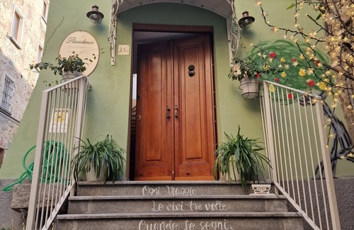 Venaria Reale House | Pet-Friendly Residence La Pera Bugiarda with Spa & Dining