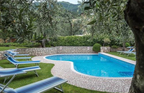 Malcesine Apartment | Discover Residence La Pergola: Family & Pet-Friendly Retreat