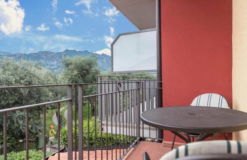 Malcesine Apartment | Cozy Residence La Pergola with Pool & Pet-Friendly Amenities