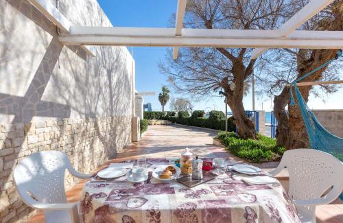 Torre Colimena Apartment | Family-Friendly Residence La Scogliera - Rated 8/10 by Guests