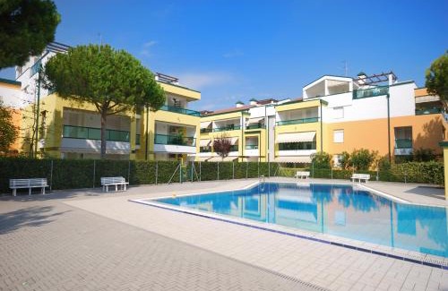 Bibione Lido del Sole Apartment | Experience Residence Le Altane: 4-Star Pet-Friendly Retreat