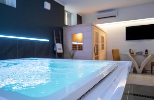 Torrazza Piemonte Apartment | Experience Tranquility at Residence Le Palme with Ocean Views