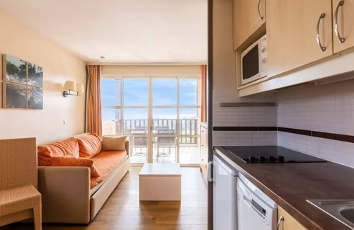 Agay Apartment | Pet-Friendly 2 Room Apartment at Residence le Village Cap Esterel