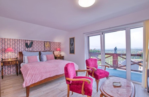 Marianske Lazne Hotel | Relax at Residence Leo: Private Pool & Oceanfront Views