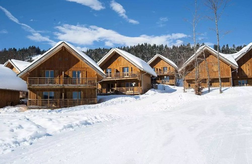 La Feclaz Apartment | Cozy Residence Les Chalets du Berger with Spa and Breakfast