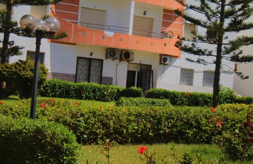 Pont Blondin Apartment | Explore Residence Les Jardins de l'Atlantique Oasis