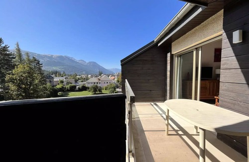 Barcelonnette Apartment | Family-Friendly Residence Les Melezes Bat B with Spa Access