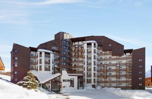 Huez-en-Oisans Apartment | Pet-Friendly Getaway at Residence Les Melezes - maeva Home