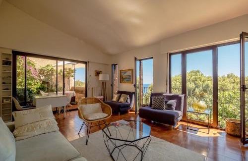 Erbalunga Apartment | Oceanfront Residence Les Sources: Guest Rated 9/10