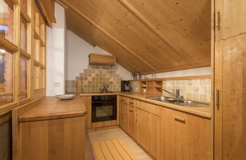 Luson House | Discover Residence Lusina: Pet-Friendly with Spa & Restaurant
