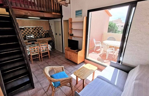 Port Leucate Apartment | Family-Friendly Residence Maisons Des Sables with Ocean Views