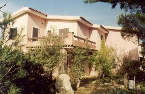 Rena Majore Apartment | Relaxing Oceanfront Stay at Residence Majori