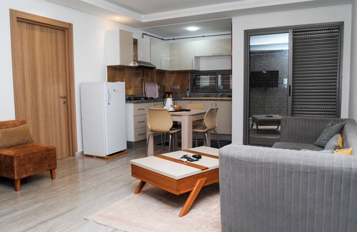 Gabes Apartment | Budget-Friendly Residence Mami with Family Amenities