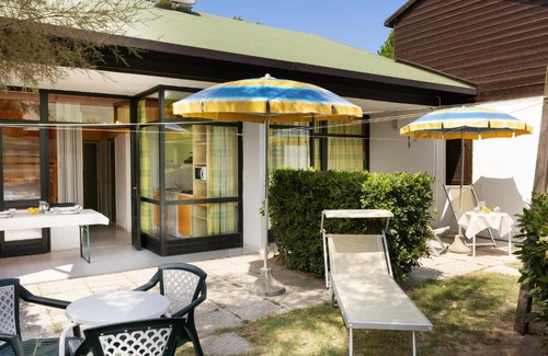 Casal Borsetti Resort | Oceanfront Residence Mare Pineta with Pet-Friendly Amenities