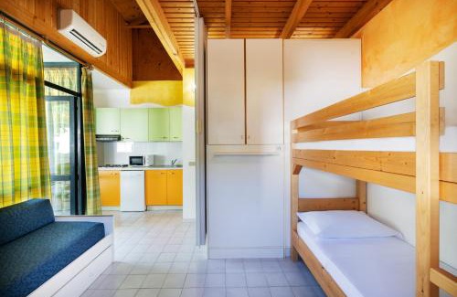 Casal Borsetti Resort | Oceanfront Residence Mare Pineta with Pet-Friendly Amenities