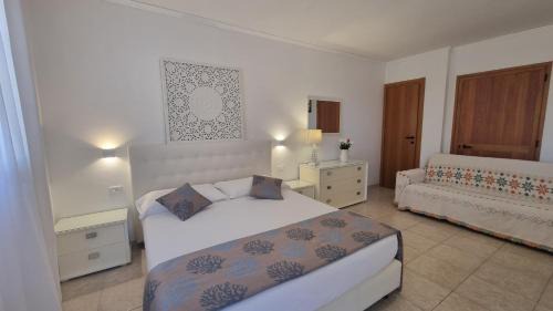 Chiesiola Apartment | Pet-Friendly Residence Maresol with Oceanfront Relaxation