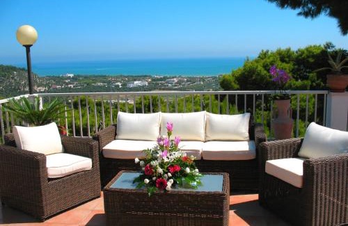 Chiesiola Apartment | Pet-Friendly Residence Maresol with Oceanfront Relaxation