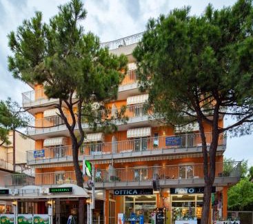 Lido di Jesolo Apartment | Experience Oceanfront Bliss at Residence Mariavittoria