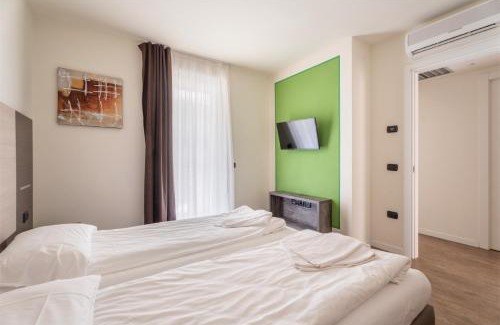 Torbole sul Garda Apartment | Experience Residence Maroadi: Oceanfront Comfort Awaiting